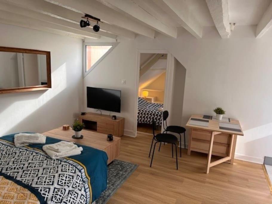 Appartement Calme Entre Ville Et Circuit Le Mans Exterior foto
